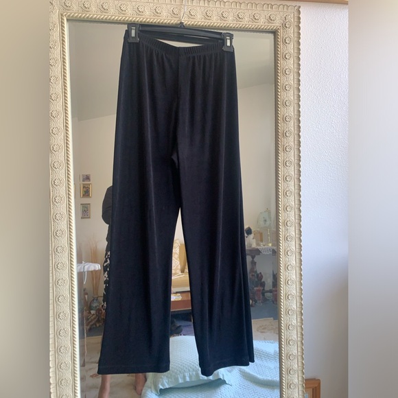 Chico’s Slinky Knit Pants Sz 0-Short - Picture 2 of 4